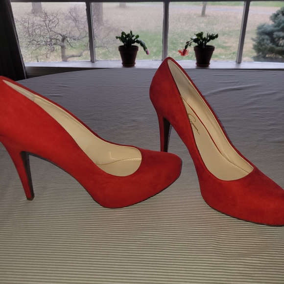 Jessica Simpson Shoes - Jessica Simpson Striking Red Heels - Like New - Runs Small (Fits Like 9.5/10)